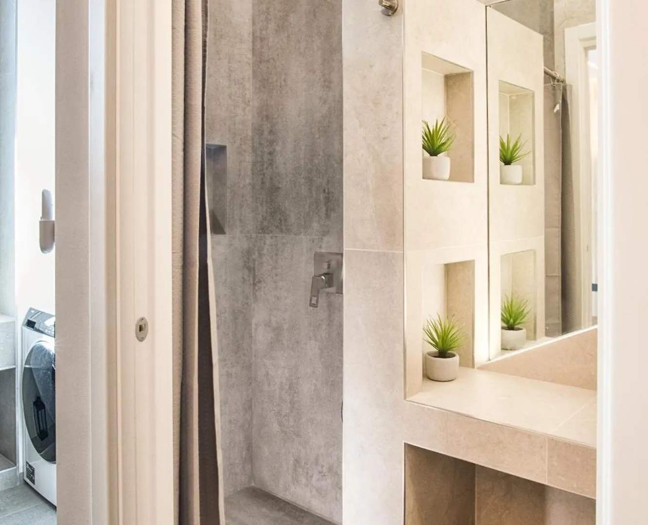 Industrial Design Luxury Studio In Nolo District Milán