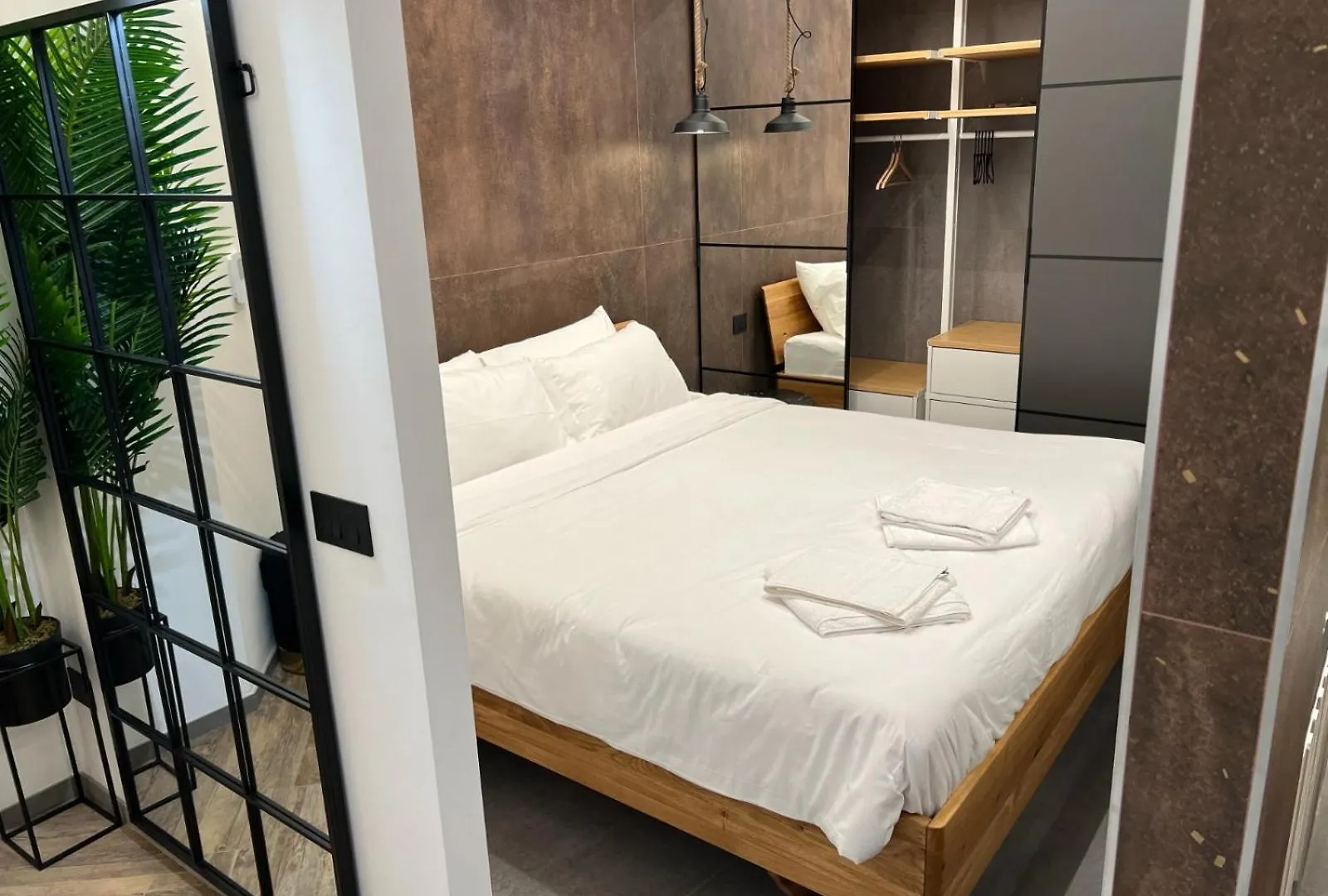 Industrial Design Luxury Studio In Nolo District Milan Apartment