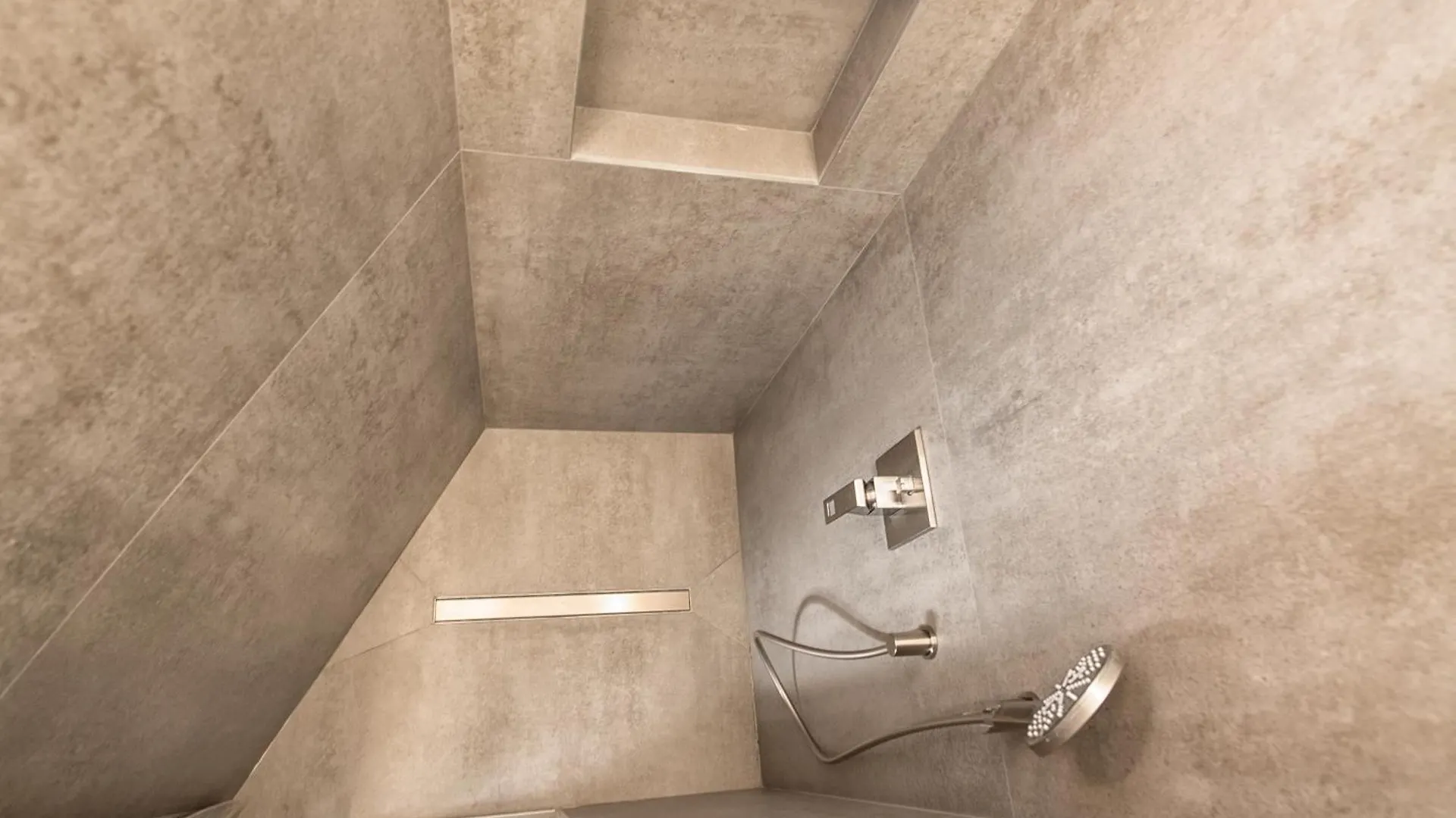 Industrial Design Luxury Studio In Nolo District Milan